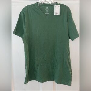 H&M Men’s Slim Fit V-Neck T-Shirt Medium Green Short Sleeve New With Tags